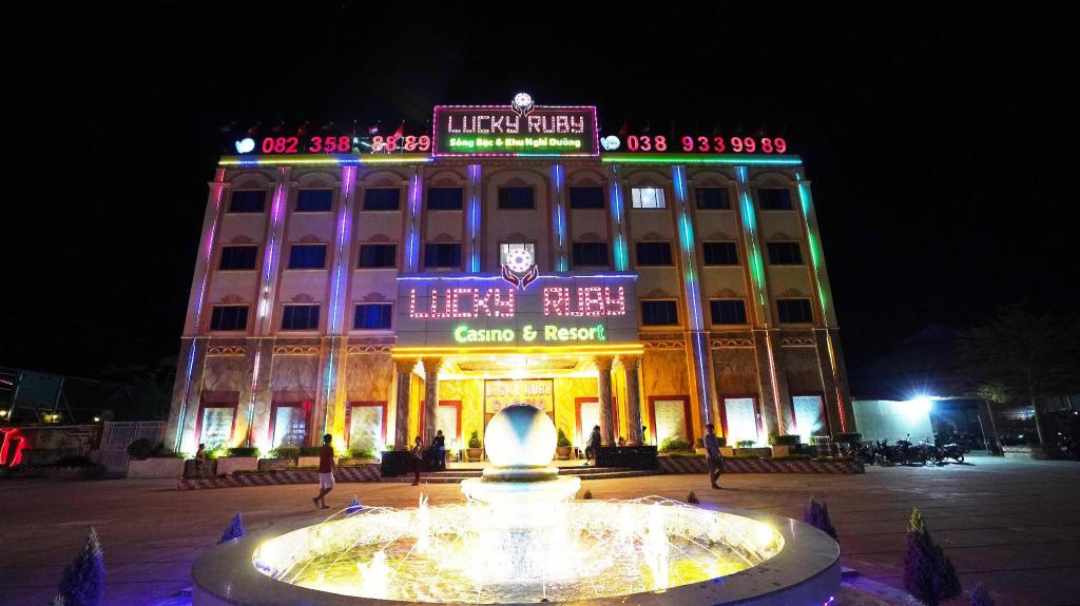 Thiên đường cá cược Lucky Ruby Border Casino đẳng cấp