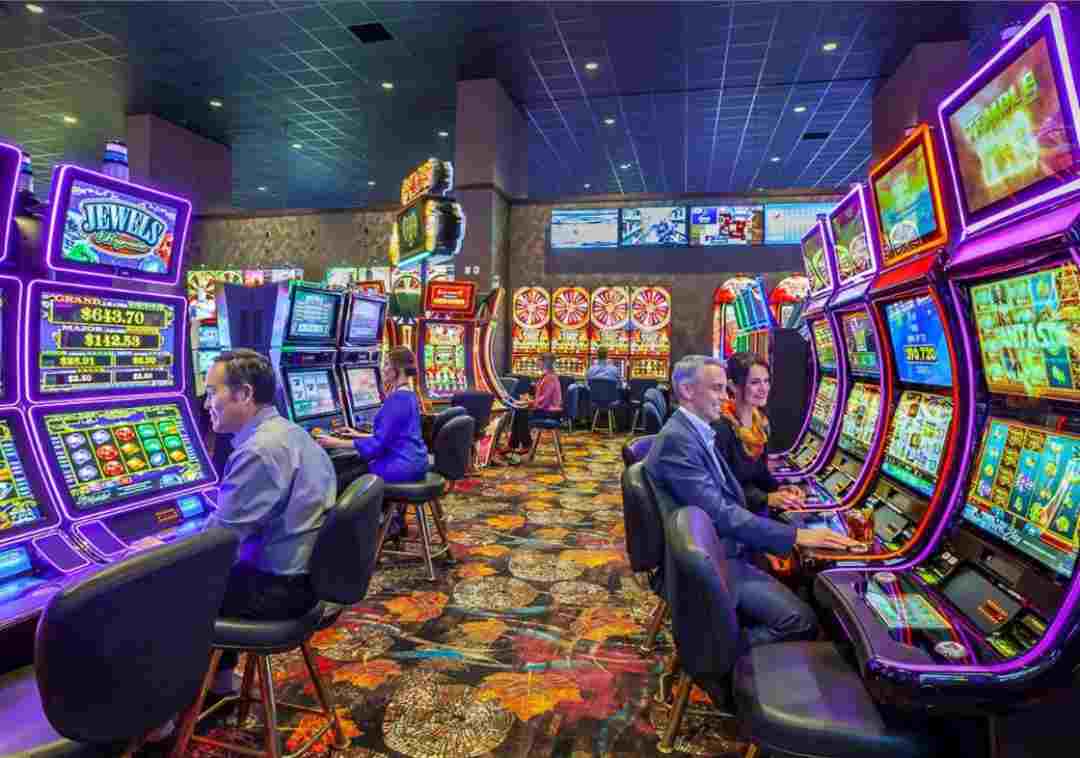Thiên đường máy đánh bạc Slot Machine đa dạng tại Roxy Casino
